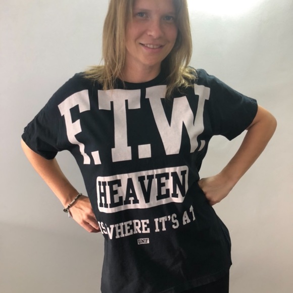 Unif Oversized Tee - Picture 4 of 4